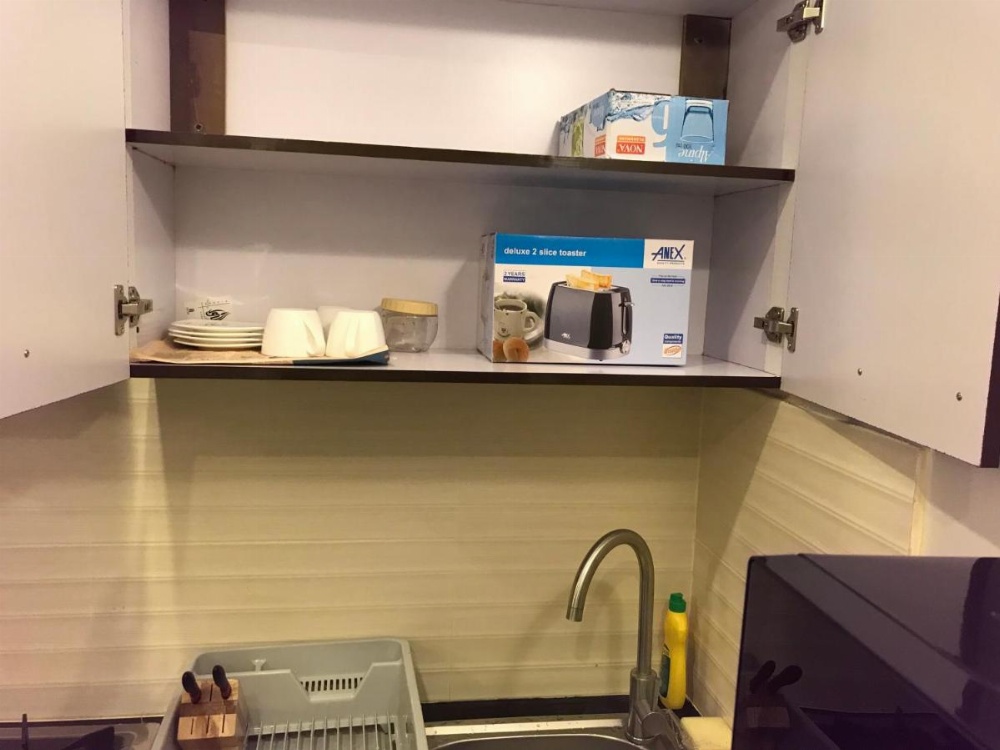 Room image 3